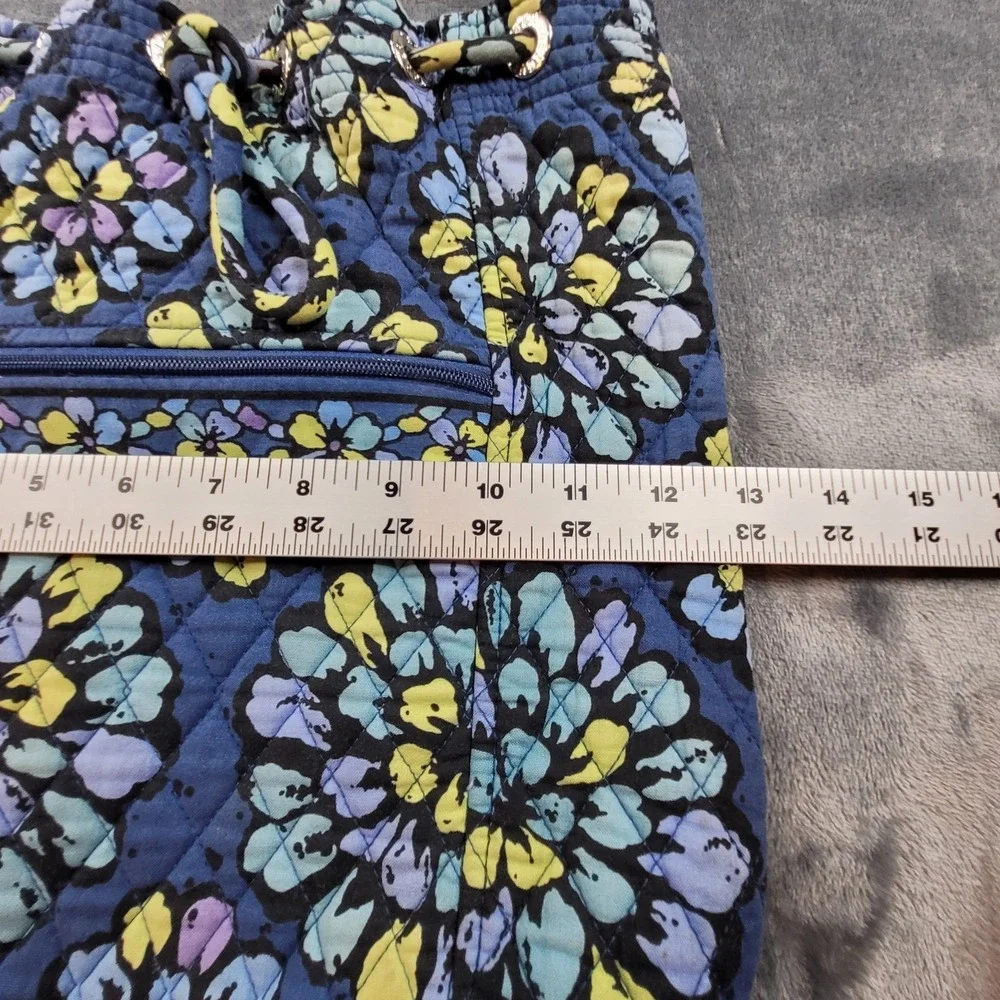 Vera Bradley Quick Draw/Cinch Top Quilted Backpack Bag‎ Indigo Pop Purse-Retired
